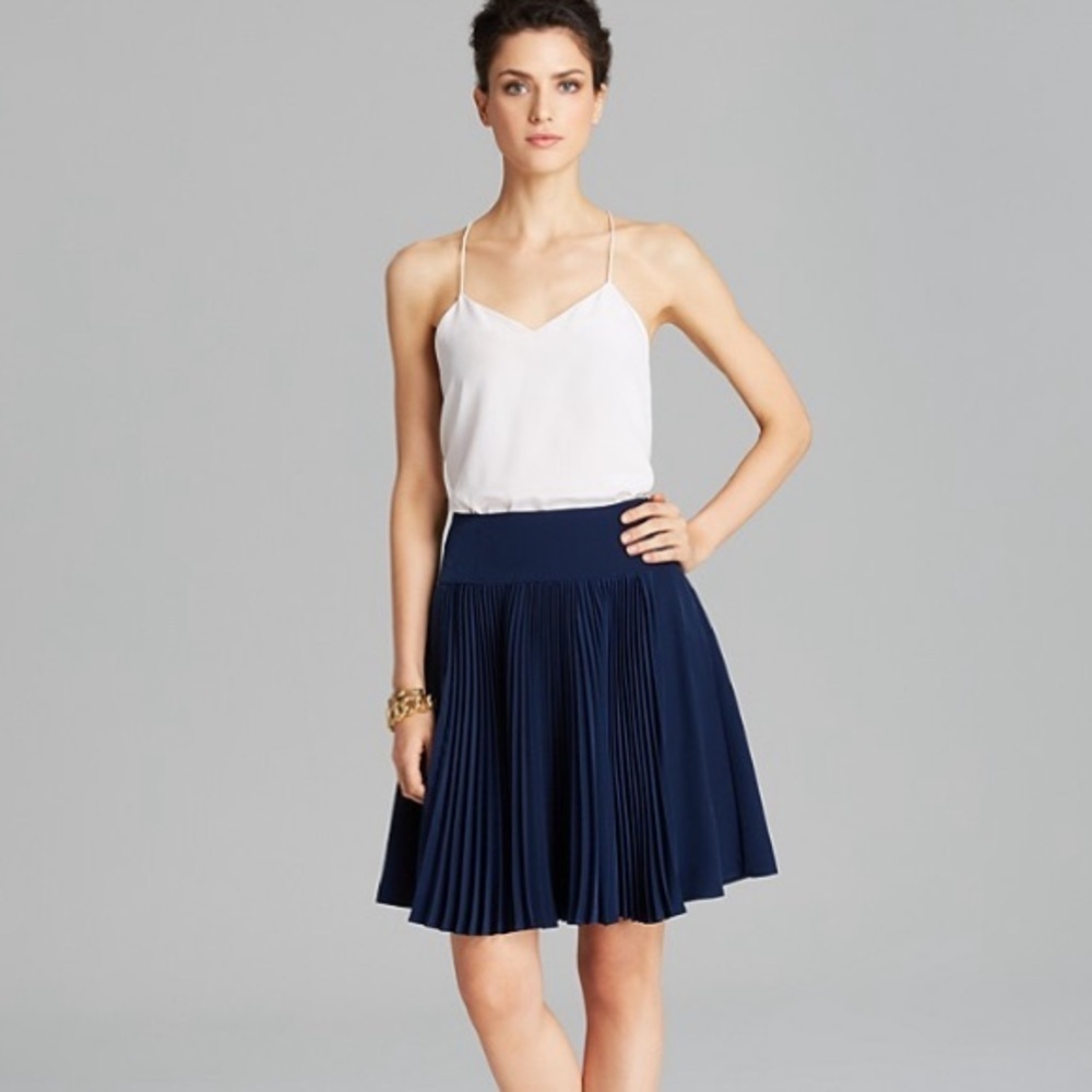 NANETTE LAPORE | Navy Blue Accordion Pleated Mini Skirt Sz 10